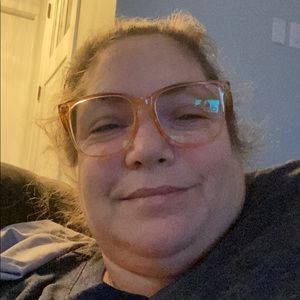 Meet your Posher, Liza